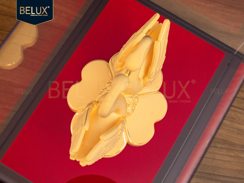 Tượng đôi thiên nga dát vàng cát  14x9.1x12cm